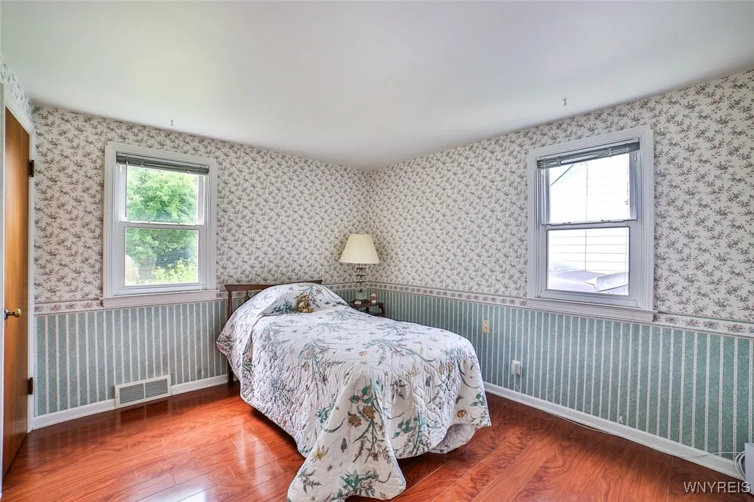 Convenient 1st floor bedroom.