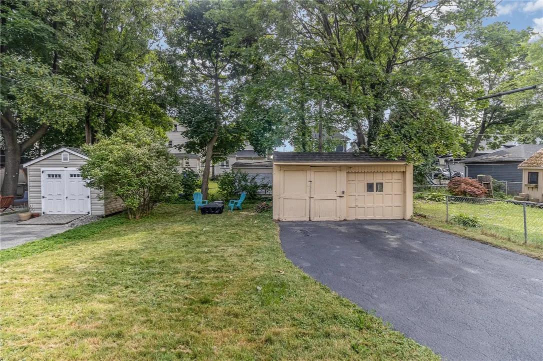 44 Hall Street, Rochester, New York 14609, Rochester, New York 14609, 3 Bedrooms Bedrooms, 6 Rooms Rooms,1 BathroomBathrooms,Residential,Closed,44 Hall Street, Rochester, New York 14609,0,R1622520
