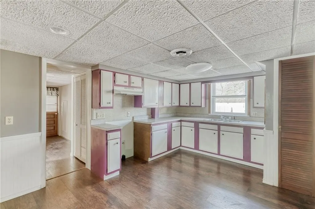 3973 North Avenue 2 Down, Manchester, New York 145, Manchester, New York 14548, 1 Bedroom Bedrooms, 4 Rooms Rooms,1 BathroomBathrooms,Residential Lease,For Rent,3973 North Avenue 2 Down, Manchester, New York 145,R1620523