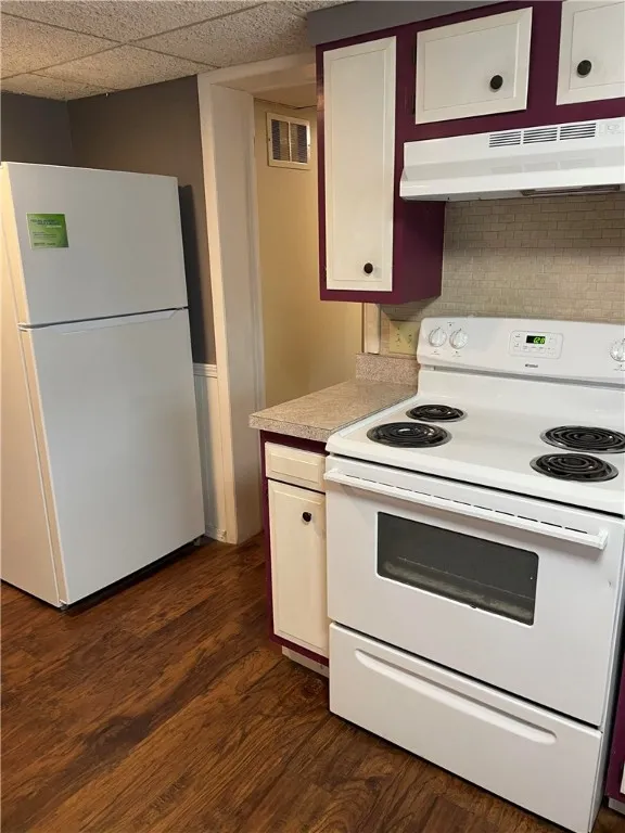 3973 North Avenue 2 Down, Manchester, New York 145, Manchester, New York 14548, 1 Bedroom Bedrooms, 4 Rooms Rooms,1 BathroomBathrooms,Residential Lease,For Rent,3973 North Avenue 2 Down, Manchester, New York 145,R1620523