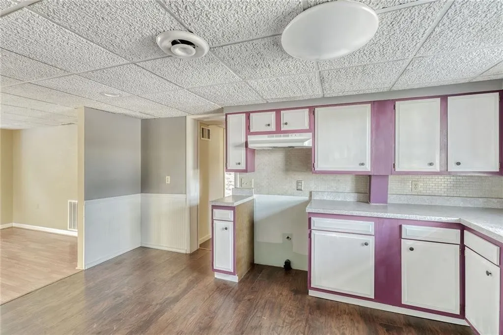 3973 North Avenue 2 Down, Manchester, New York 145, Manchester, New York 14548, 1 Bedroom Bedrooms, 4 Rooms Rooms,1 BathroomBathrooms,Residential Lease,For Rent,3973 North Avenue 2 Down, Manchester, New York 145,R1620523