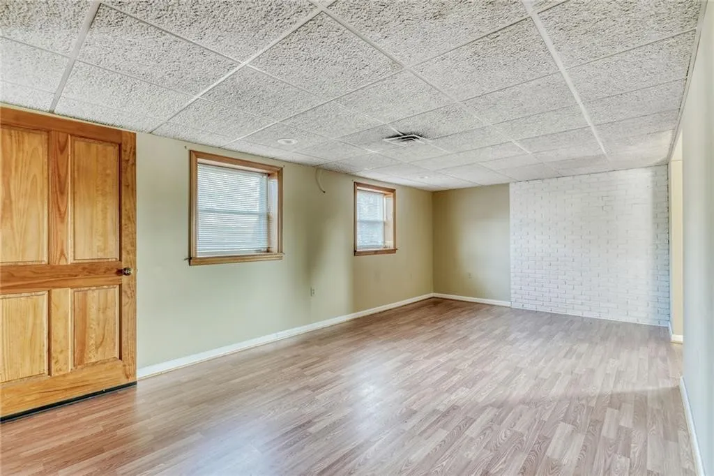 3973 North Avenue 2 Down, Manchester, New York 145, Manchester, New York 14548, 1 Bedroom Bedrooms, 4 Rooms Rooms,1 BathroomBathrooms,Residential Lease,For Rent,3973 North Avenue 2 Down, Manchester, New York 145,R1620523