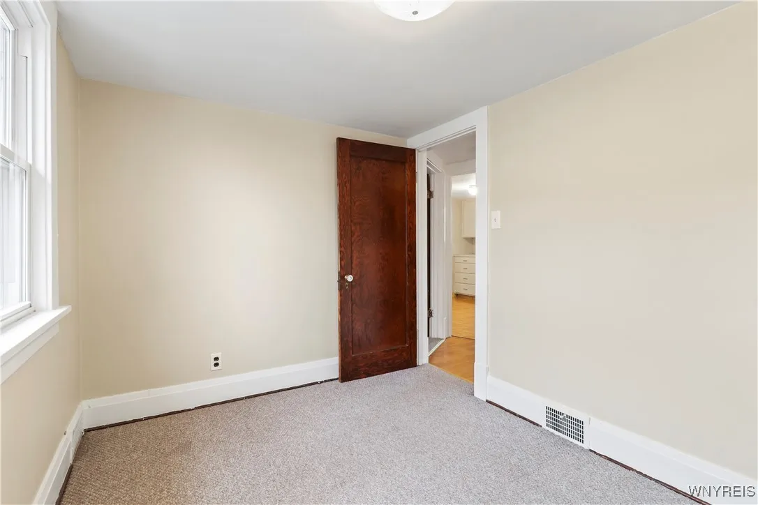 204 East Hazeltine Avenue, Tonawanda, New York 142, Tonawanda, New York 14217, 4 Bedrooms Bedrooms, ,2 BathroomsBathrooms,Residential,For Sale,204 East Hazeltine Avenue, Tonawanda, New York 142,B1621608