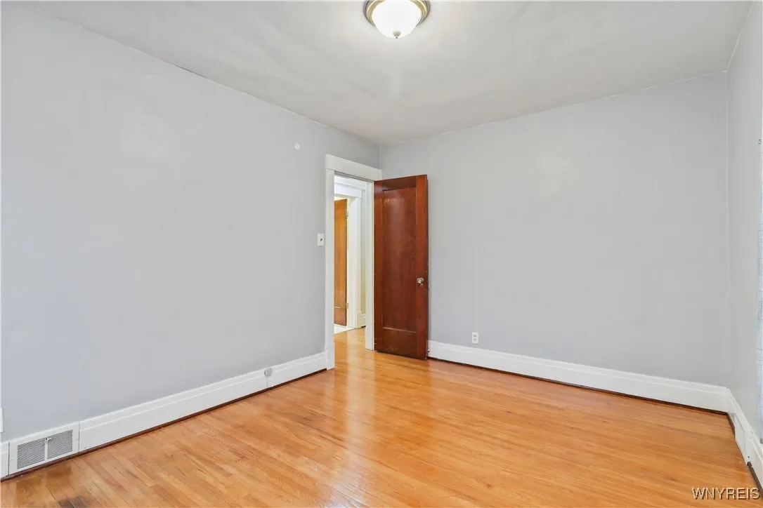 204 East Hazeltine Avenue, Tonawanda, New York 142, Tonawanda, New York 14217, 4 Bedrooms Bedrooms, ,2 BathroomsBathrooms,Residential,For Sale,204 East Hazeltine Avenue, Tonawanda, New York 142,B1621608