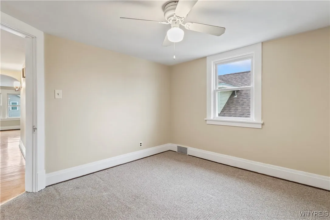 204 East Hazeltine Avenue, Tonawanda, New York 142, Tonawanda, New York 14217, 4 Bedrooms Bedrooms, ,2 BathroomsBathrooms,Residential,For Sale,204 East Hazeltine Avenue, Tonawanda, New York 142,B1621608