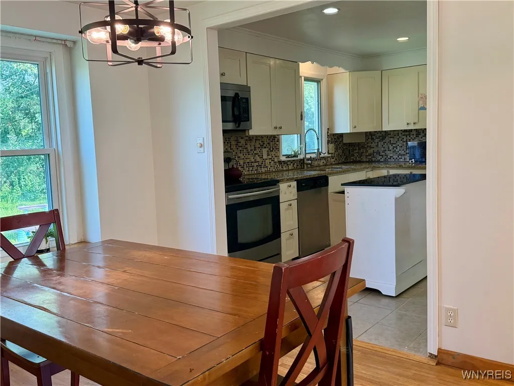 Dining Room looking into kitchen