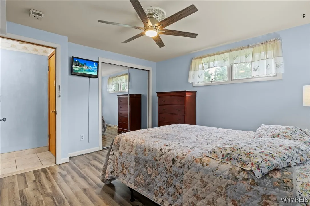 5173 Mapleton Road, Pendleton, New York 14094, Pendleton, New York 14094, 2 Bedrooms Bedrooms, 6 Rooms Rooms,1 BathroomBathrooms,Residential,For Sale,5173 Mapleton Road, Pendleton, New York 14094,B1621093