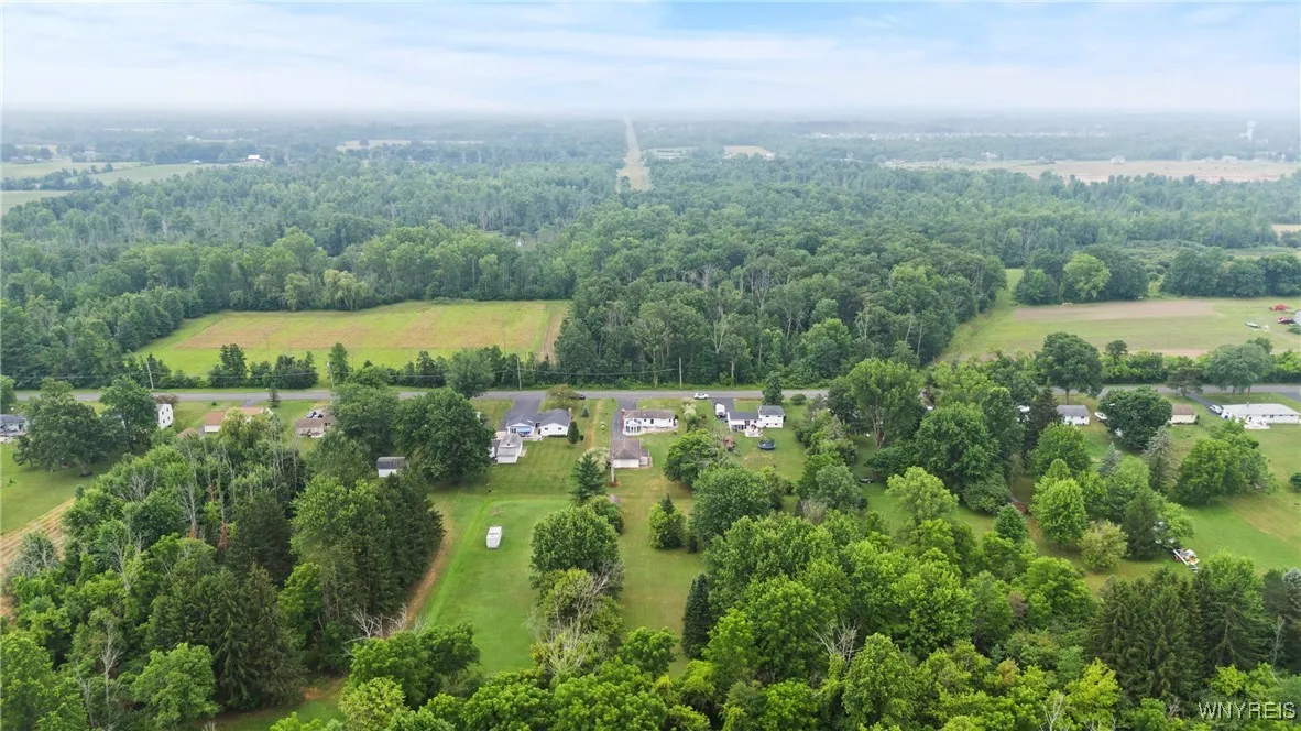 5173 Mapleton Road, Pendleton, New York 14094, Pendleton, New York 14094, 2 Bedrooms Bedrooms, 6 Rooms Rooms,1 BathroomBathrooms,Residential,For Sale,5173 Mapleton Road, Pendleton, New York 14094,B1621093
