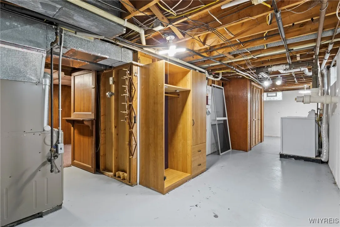 5173 Mapleton Road, Pendleton, New York 14094, Pendleton, New York 14094, 2 Bedrooms Bedrooms, 6 Rooms Rooms,1 BathroomBathrooms,Residential,For Sale,5173 Mapleton Road, Pendleton, New York 14094,B1621093
