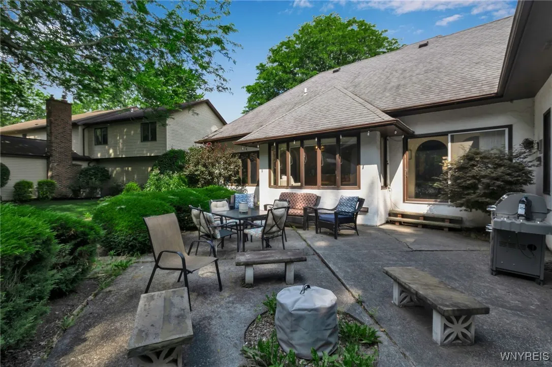 88 Crestwood Lane, Amherst, New York 14221, Amherst, New York 14221, 3 Bedrooms Bedrooms, 6 Rooms Rooms,2 BathroomsBathrooms,Residential,For Sale,88 Crestwood Lane, Amherst, New York 14221,B1622643