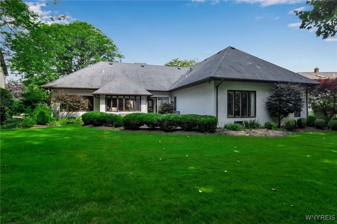 88 Crestwood Lane, Amherst, New York 14221, Amherst, New York 14221, 3 Bedrooms Bedrooms, 6 Rooms Rooms,2 BathroomsBathrooms,Residential,For Sale,88 Crestwood Lane, Amherst, New York 14221,B1622643