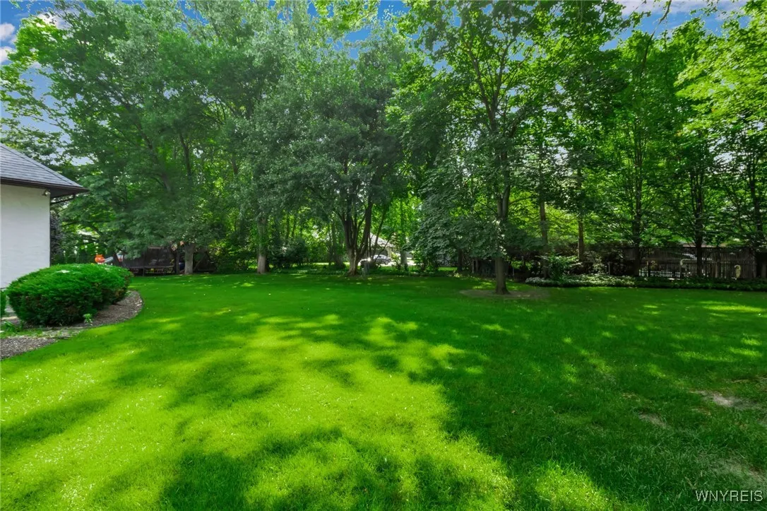 88 Crestwood Lane, Amherst, New York 14221, Amherst, New York 14221, 3 Bedrooms Bedrooms, 6 Rooms Rooms,2 BathroomsBathrooms,Residential,For Sale,88 Crestwood Lane, Amherst, New York 14221,B1622643