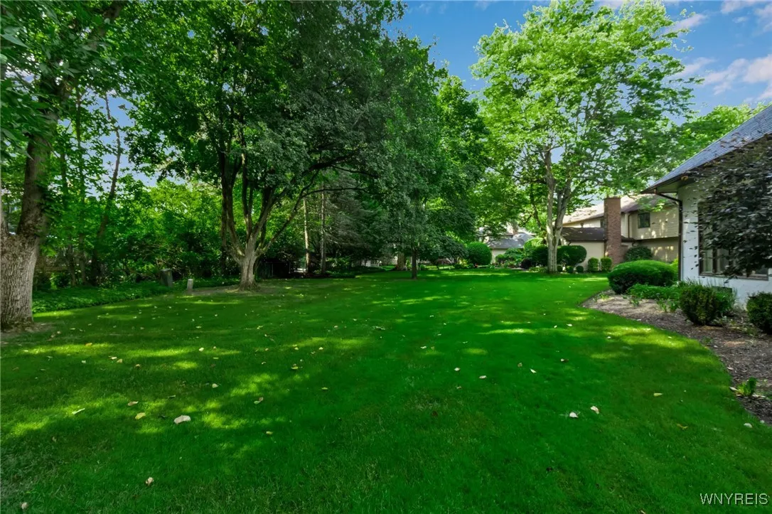 88 Crestwood Lane, Amherst, New York 14221, Amherst, New York 14221, 3 Bedrooms Bedrooms, 6 Rooms Rooms,2 BathroomsBathrooms,Residential,For Sale,88 Crestwood Lane, Amherst, New York 14221,B1622643