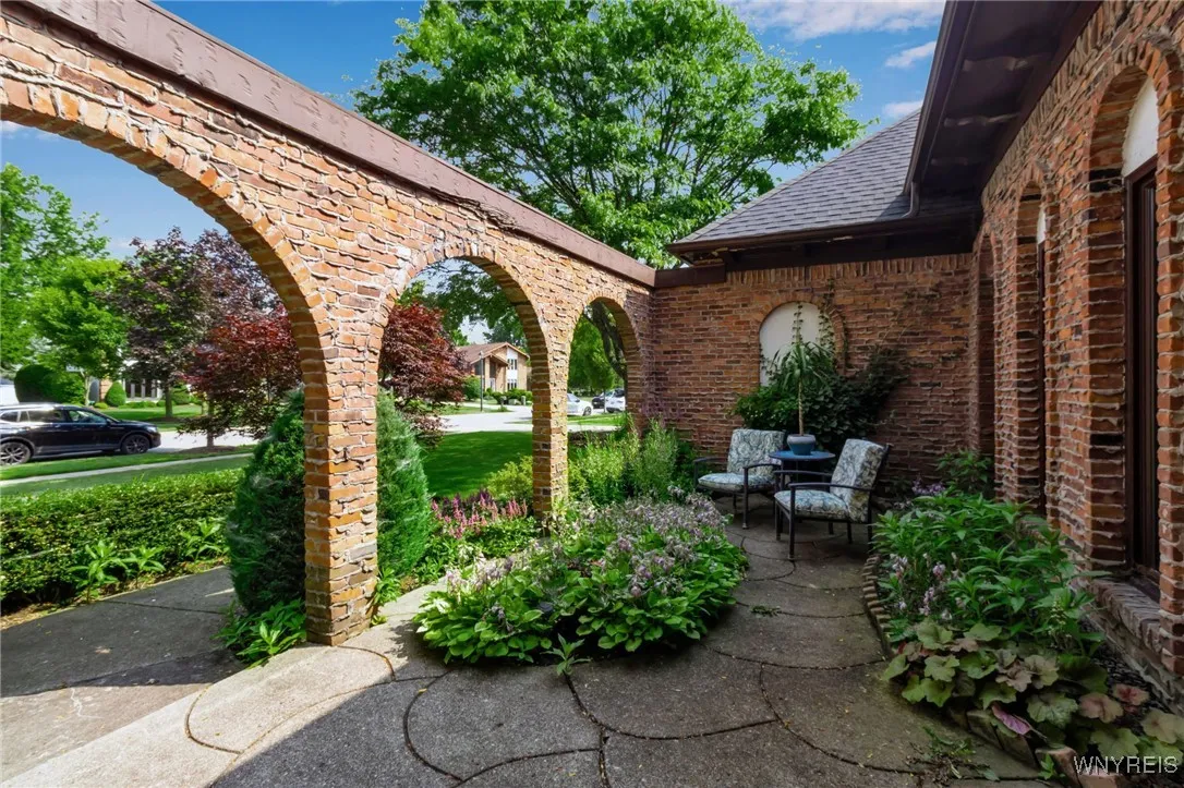 88 Crestwood Lane, Amherst, New York 14221, Amherst, New York 14221, 3 Bedrooms Bedrooms, 6 Rooms Rooms,2 BathroomsBathrooms,Residential,For Sale,88 Crestwood Lane, Amherst, New York 14221,B1622643