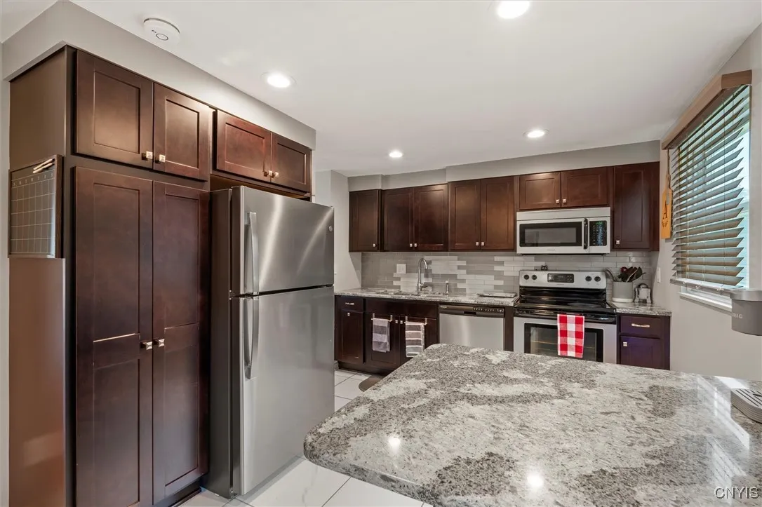 5106 Briarledge Road, Clay, New York 13212, Clay, New York 13212, 3 Bedrooms Bedrooms, 6 Rooms Rooms,1 BathroomBathrooms,Residential,Closed,5106 Briarledge Road, Clay, New York 13212,0,S1622629 5106 Briarledge Road, Clay, New York 13212, Clay, New York 13212, 3 Bedrooms Bedrooms, 6 Rooms Rooms,1 BathroomBathrooms,Residential,Closed,5106 Briarledge Road, Clay, New York 13212,0,S1622629