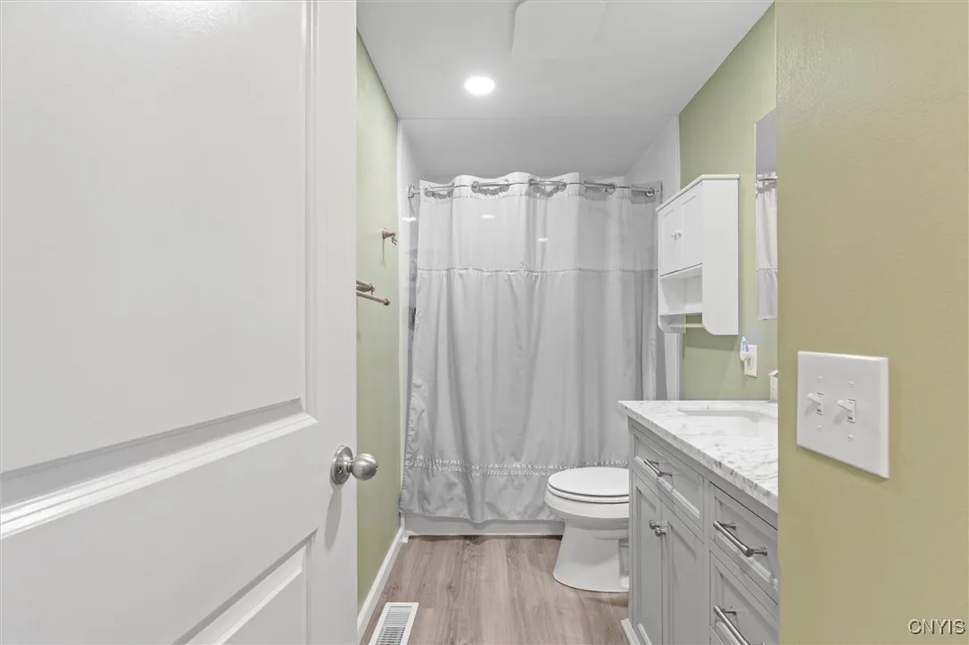 5106 Briarledge Road, Clay, New York 13212, Clay, New York 13212, 3 Bedrooms Bedrooms, 6 Rooms Rooms,1 BathroomBathrooms,Residential,Closed,5106 Briarledge Road, Clay, New York 13212,0,S1622629 5106 Briarledge Road, Clay, New York 13212, Clay, New York 13212, 3 Bedrooms Bedrooms, 6 Rooms Rooms,1 BathroomBathrooms,Residential,Closed,5106 Briarledge Road, Clay, New York 13212,0,S1622629