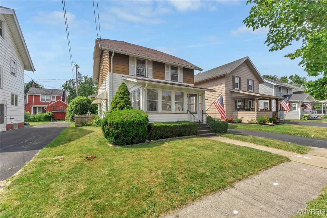 49 Kingsbury Avenue, Batavia City, New York 14020, Batavia City, New York 14020, 3 Bedrooms Bedrooms, 6 Rooms Rooms,1 BathroomBathrooms,Residential,For Sale,49 Kingsbury Avenue, Batavia City, New York 14020,B1622922