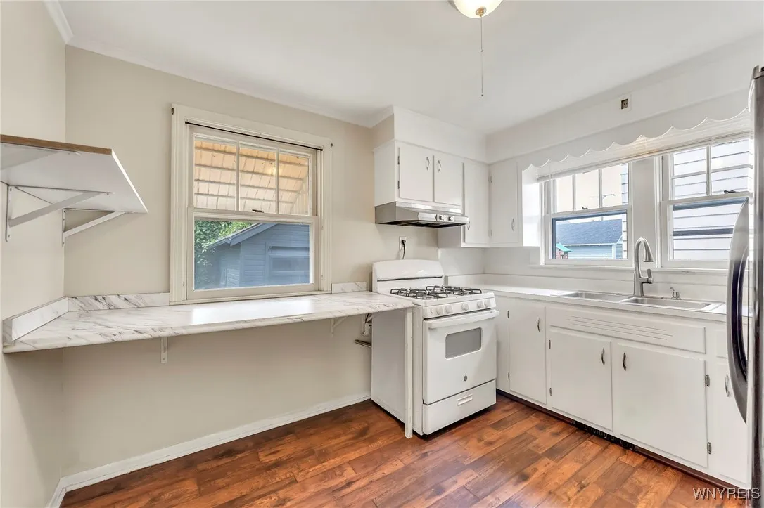 49 Kingsbury Avenue, Batavia City, New York 14020, Batavia City, New York 14020, 3 Bedrooms Bedrooms, 6 Rooms Rooms,1 BathroomBathrooms,Residential,For Sale,49 Kingsbury Avenue, Batavia City, New York 14020,B1622922