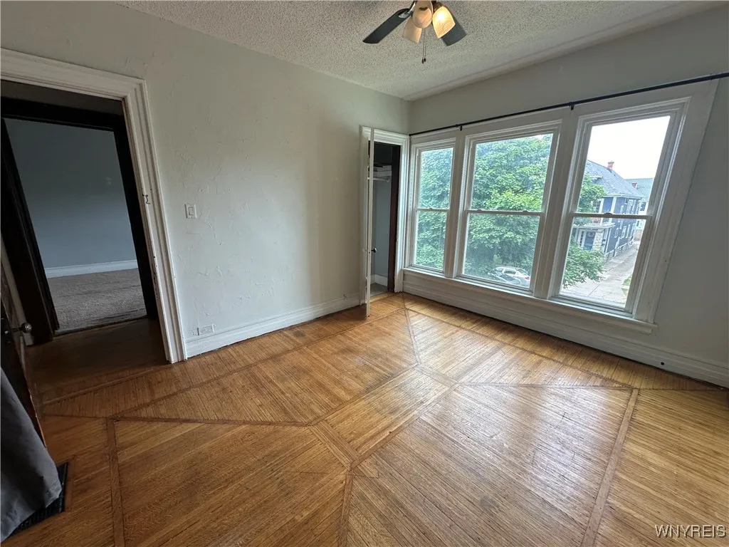 352 Bryant Upper Street, Buffalo, New York 14222, Buffalo, New York 14222, 3 Bedrooms Bedrooms, 5 Rooms Rooms,1 BathroomBathrooms,Residential Lease,For Rent,352 Bryant Upper Street, Buffalo, New York 14222,0,B1623023