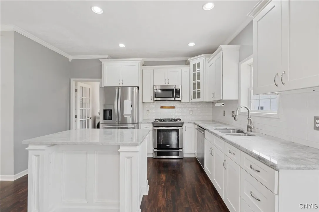 6224 Kenlaren Circle, Cicero, New York 13212, Cicero, New York 13212, 5 Bedrooms Bedrooms, 15 Rooms Rooms,2 BathroomsBathrooms,Residential,For Sale,6224 Kenlaren Circle, Cicero, New York 13212,S1622951