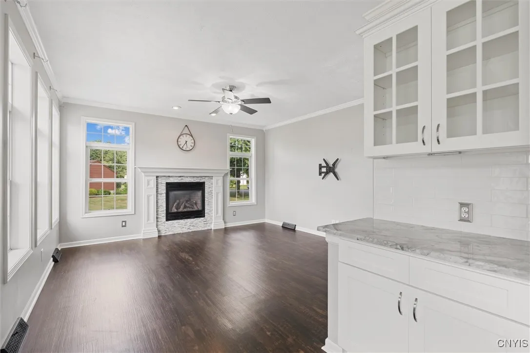 6224 Kenlaren Circle, Cicero, New York 13212, Cicero, New York 13212, 5 Bedrooms Bedrooms, 15 Rooms Rooms,2 BathroomsBathrooms,Residential,For Sale,6224 Kenlaren Circle, Cicero, New York 13212,S1622951
