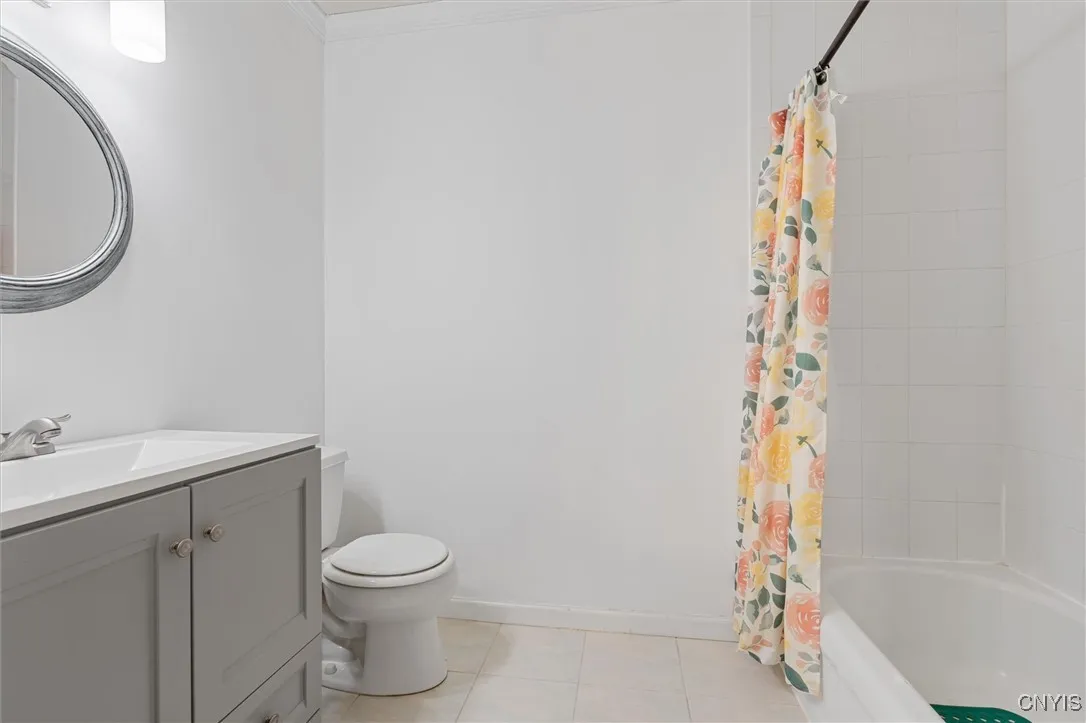 6224 Kenlaren Circle, Cicero, New York 13212, Cicero, New York 13212, 5 Bedrooms Bedrooms, 15 Rooms Rooms,2 BathroomsBathrooms,Residential,For Sale,6224 Kenlaren Circle, Cicero, New York 13212,S1622951