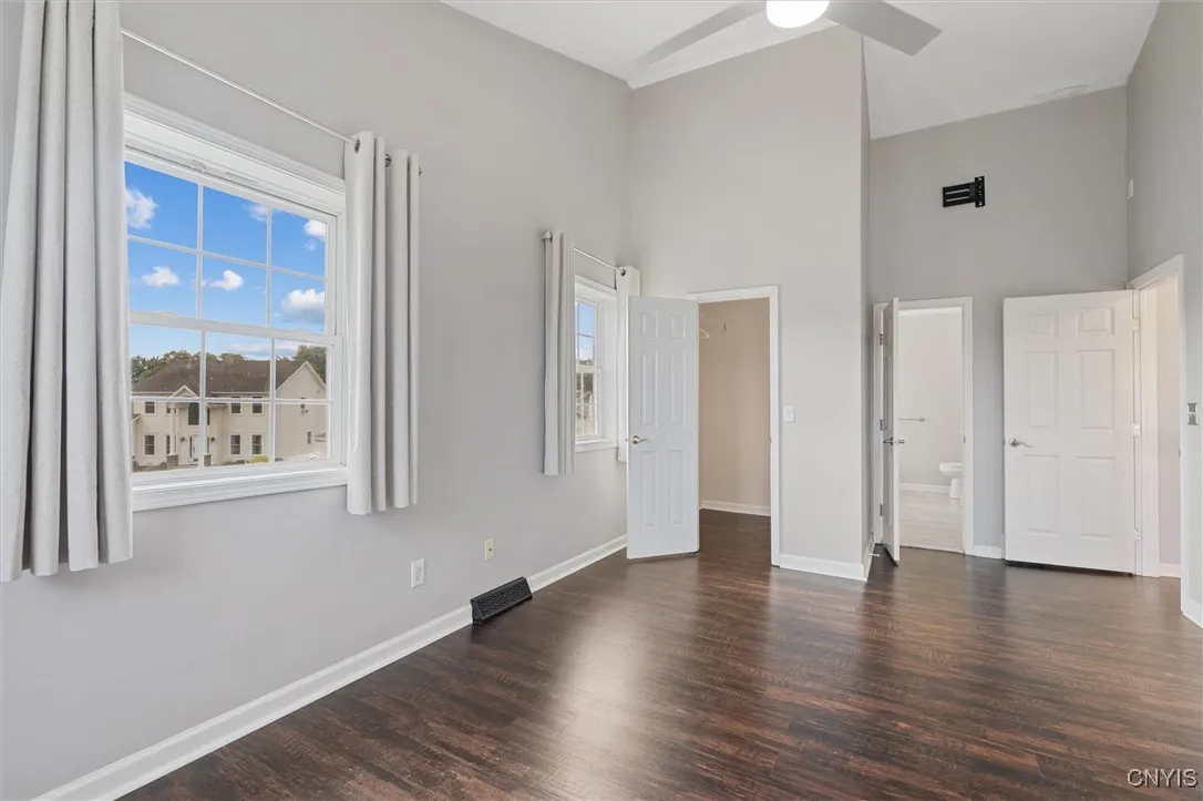 6224 Kenlaren Circle, Cicero, New York 13212, Cicero, New York 13212, 5 Bedrooms Bedrooms, 15 Rooms Rooms,2 BathroomsBathrooms,Residential,For Sale,6224 Kenlaren Circle, Cicero, New York 13212,S1622951
