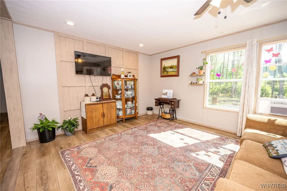 1926 Nesbitt Road, Attica, New York 14011, Attica, New York 14011, 3 Bedrooms Bedrooms, 5 Rooms Rooms,2 BathroomsBathrooms,Residential,For Sale,1926 Nesbitt Road, Attica, New York 14011,B1622550
