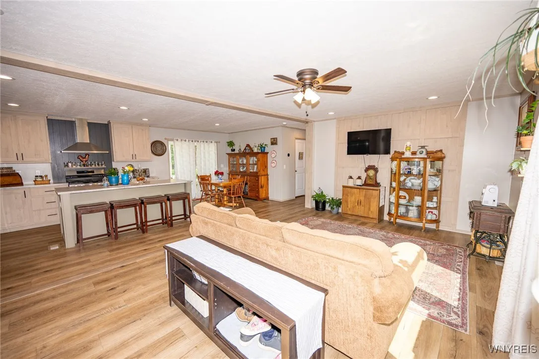 1926 Nesbitt Road, Attica, New York 14011, Attica, New York 14011, 3 Bedrooms Bedrooms, 5 Rooms Rooms,2 BathroomsBathrooms,Residential,For Sale,1926 Nesbitt Road, Attica, New York 14011,B1622550