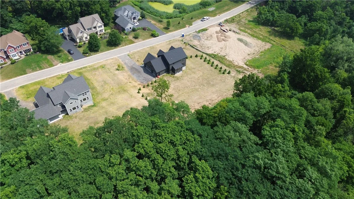 3 Colyer Crossing, Victor, New York 14564, Victor, New York 14564, 3 Bedrooms Bedrooms, 8 Rooms Rooms,2 BathroomsBathrooms,Residential,For Sale,3 Colyer Crossing, Victor, New York 14564,R1623027