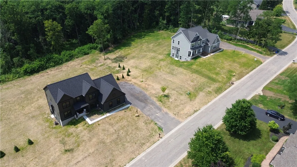 3 Colyer Crossing, Victor, New York 14564, Victor, New York 14564, 3 Bedrooms Bedrooms, 8 Rooms Rooms,2 BathroomsBathrooms,Residential,For Sale,3 Colyer Crossing, Victor, New York 14564,R1623027