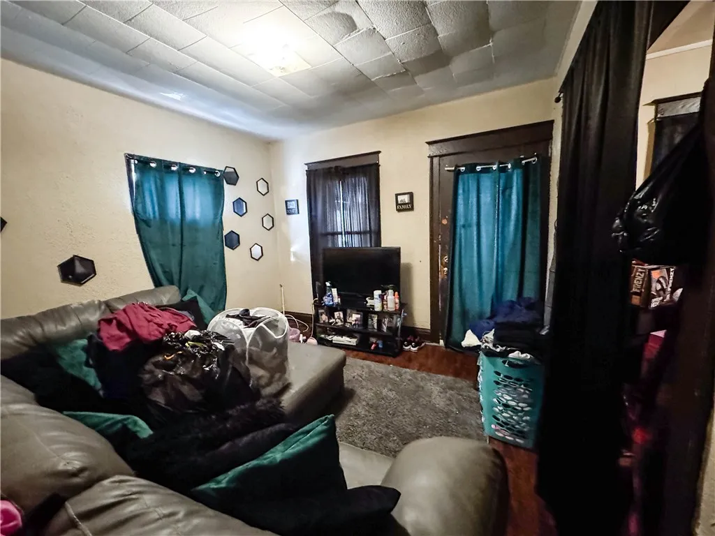 1016 North Goodman Street, Rochester, New York 146, Rochester, New York 14609, 5 Bedrooms Bedrooms, 8 Rooms Rooms,2 BathroomsBathrooms,Residential,For Sale,1016 North Goodman Street, Rochester, New York 146,R1622762