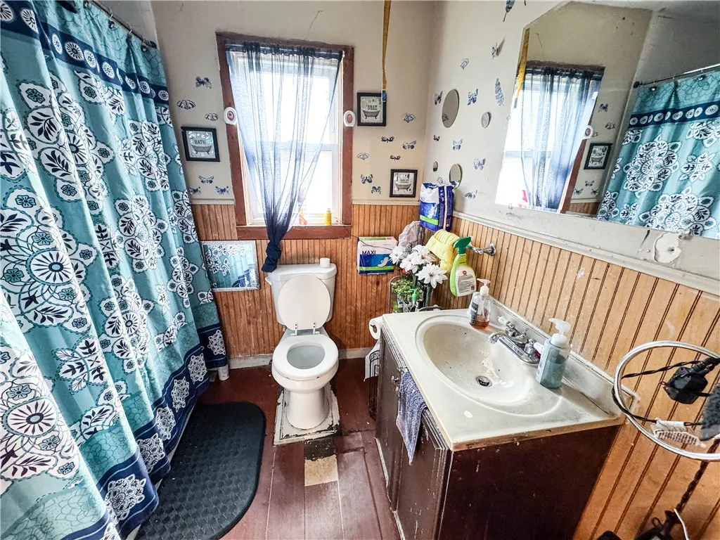 1016 North Goodman Street, Rochester, New York 146, Rochester, New York 14609, 5 Bedrooms Bedrooms, 8 Rooms Rooms,2 BathroomsBathrooms,Residential,For Sale,1016 North Goodman Street, Rochester, New York 146,R1622762