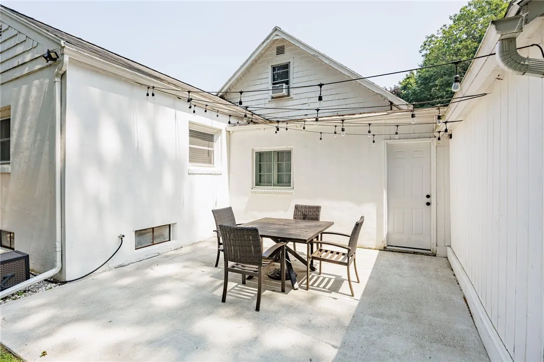 55 Curtice Park, Webster, New York 14580, Webster, New York 14580, 3 Bedrooms Bedrooms, 6 Rooms Rooms,1 BathroomBathrooms,Residential,Closed,55 Curtice Park, Webster, New York 14580,0,R1621763