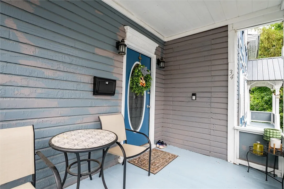 34 High Street, Lyons, New York 14489, Lyons, New York 14489, 7 Bedrooms Bedrooms, 15 Rooms Rooms,4 BathroomsBathrooms,Residential,For Sale,34 High Street, Lyons, New York 14489,R1623040