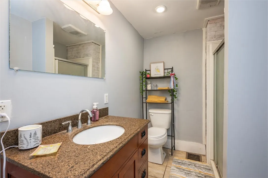 34 High Street, Lyons, New York 14489, Lyons, New York 14489, 7 Bedrooms Bedrooms, 15 Rooms Rooms,4 BathroomsBathrooms,Residential,For Sale,34 High Street, Lyons, New York 14489,R1623040