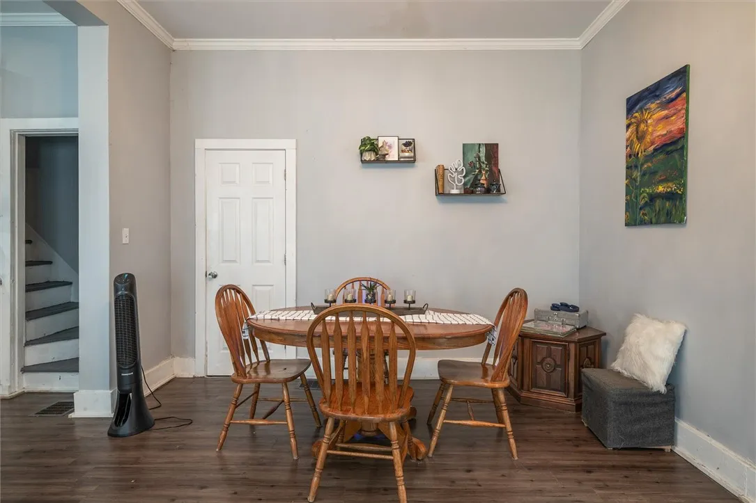 34 High Street, Lyons, New York 14489, Lyons, New York 14489, 7 Bedrooms Bedrooms, 15 Rooms Rooms,4 BathroomsBathrooms,Residential,For Sale,34 High Street, Lyons, New York 14489,R1623040