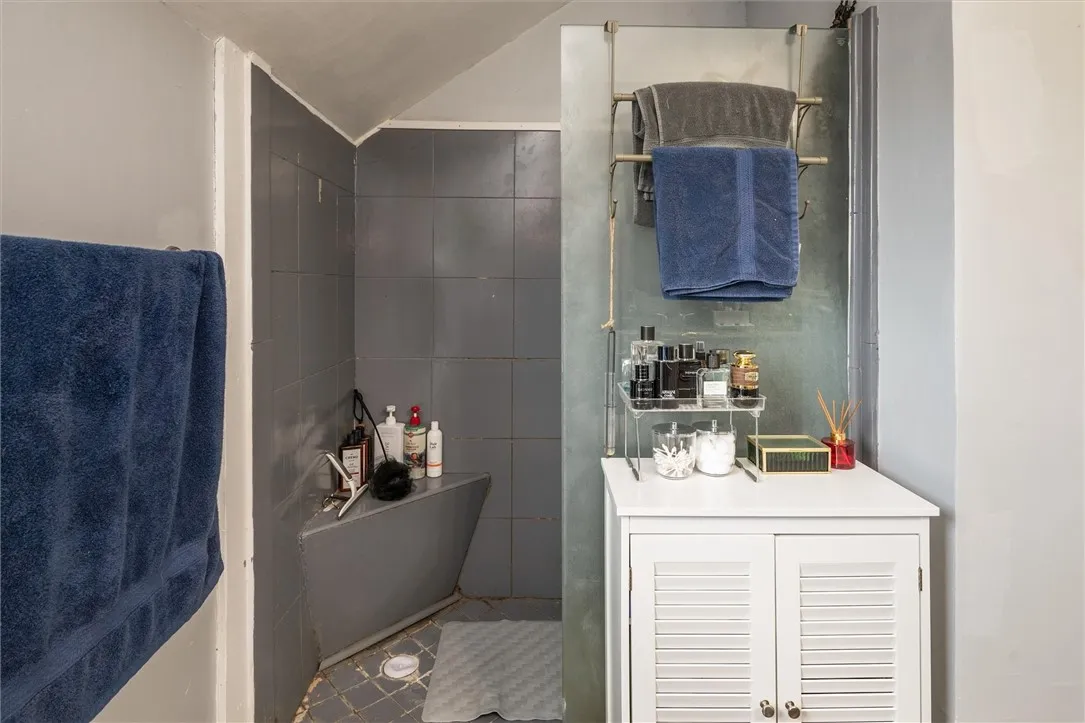 34 High Street, Lyons, New York 14489, Lyons, New York 14489, 7 Bedrooms Bedrooms, 15 Rooms Rooms,4 BathroomsBathrooms,Residential,For Sale,34 High Street, Lyons, New York 14489,R1623040