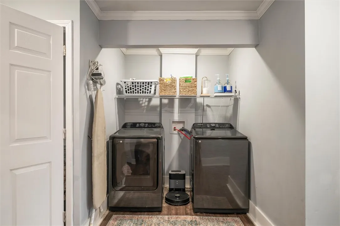 34 High Street, Lyons, New York 14489, Lyons, New York 14489, 7 Bedrooms Bedrooms, 15 Rooms Rooms,4 BathroomsBathrooms,Residential,For Sale,34 High Street, Lyons, New York 14489,R1623040
