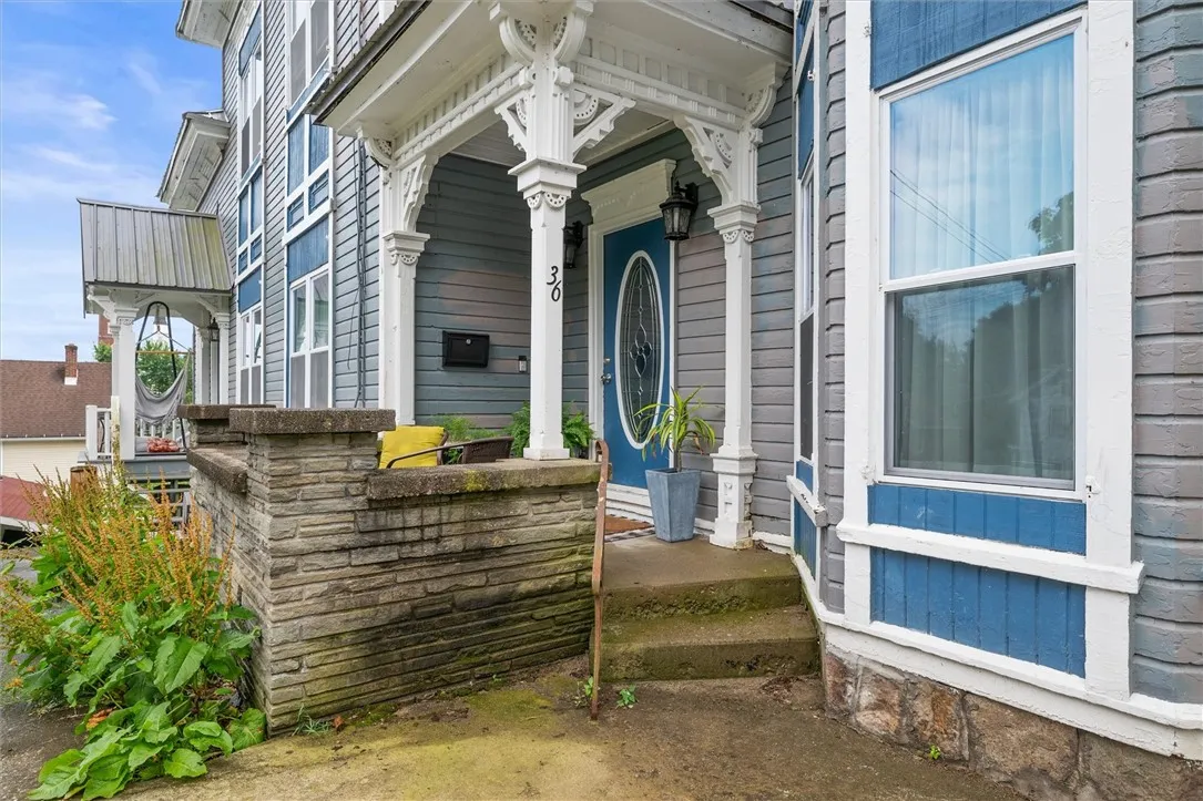 34 High Street, Lyons, New York 14489, Lyons, New York 14489, 7 Bedrooms Bedrooms, 15 Rooms Rooms,4 BathroomsBathrooms,Residential,For Sale,34 High Street, Lyons, New York 14489,R1623040