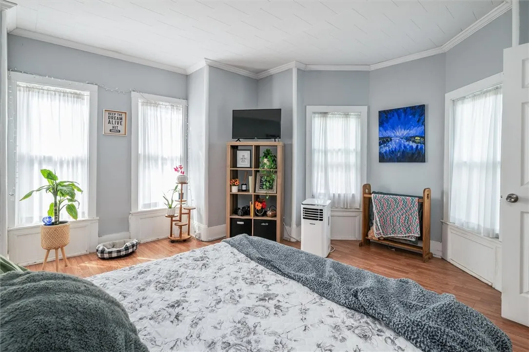 34 High Street, Lyons, New York 14489, Lyons, New York 14489, 7 Bedrooms Bedrooms, 15 Rooms Rooms,4 BathroomsBathrooms,Residential,For Sale,34 High Street, Lyons, New York 14489,R1623040