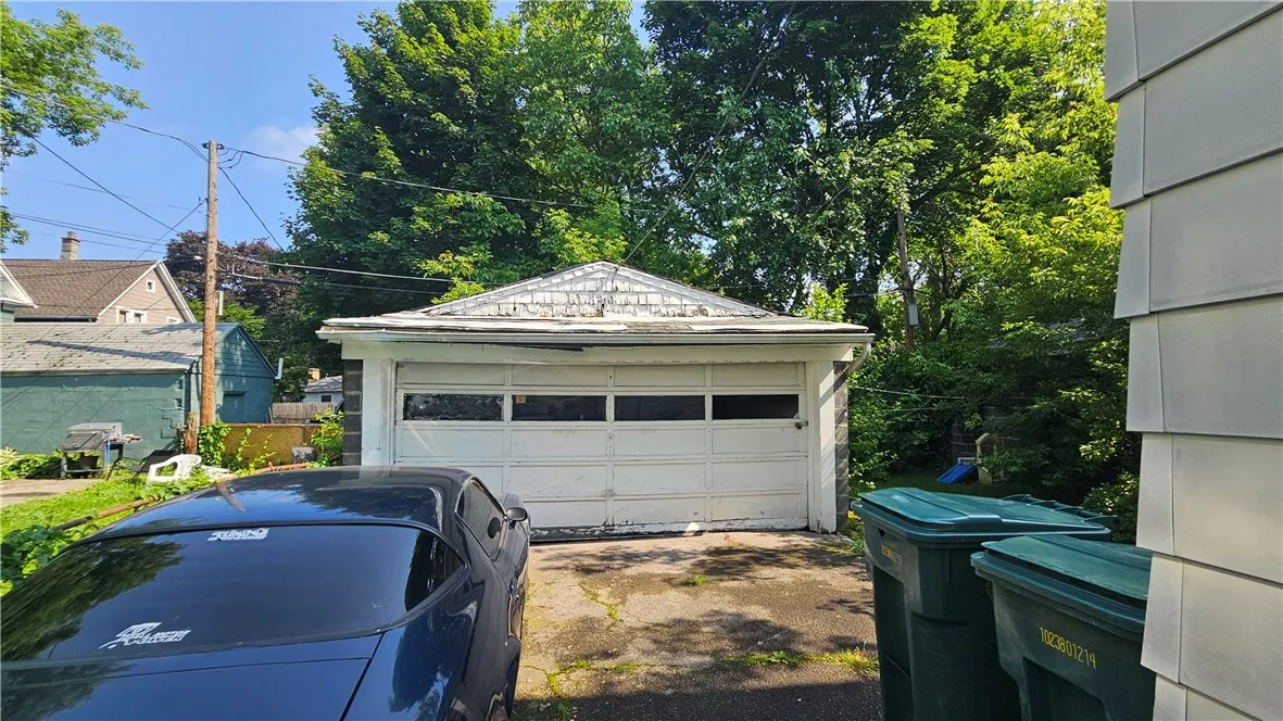 1900-1902 Clifford Avenue, Rochester, New York 146, Rochester, New York 14609, 6 Bedrooms Bedrooms, ,2 BathroomsBathrooms,Residential,For Sale,1900-1902 Clifford Avenue, Rochester, New York 146,R1622678