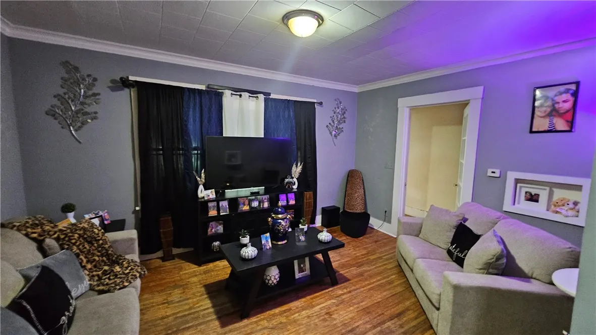 1900-1902 Clifford Avenue, Rochester, New York 146, Rochester, New York 14609, 6 Bedrooms Bedrooms, ,2 BathroomsBathrooms,Residential,For Sale,1900-1902 Clifford Avenue, Rochester, New York 146,R1622678