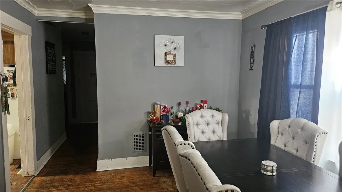 1900-1902 Clifford Avenue, Rochester, New York 146, Rochester, New York 14609, 6 Bedrooms Bedrooms, ,2 BathroomsBathrooms,Residential,For Sale,1900-1902 Clifford Avenue, Rochester, New York 146,R1622678