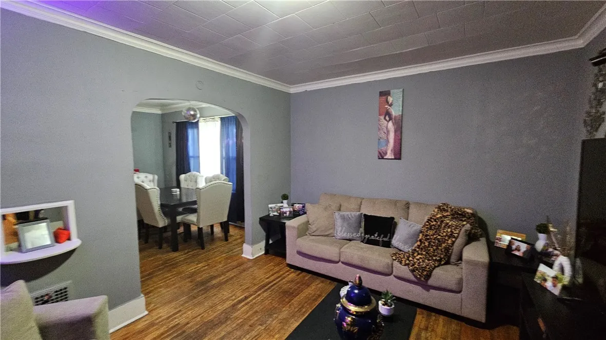 1900-1902 Clifford Avenue, Rochester, New York 146, Rochester, New York 14609, 6 Bedrooms Bedrooms, ,2 BathroomsBathrooms,Residential,For Sale,1900-1902 Clifford Avenue, Rochester, New York 146,R1622678