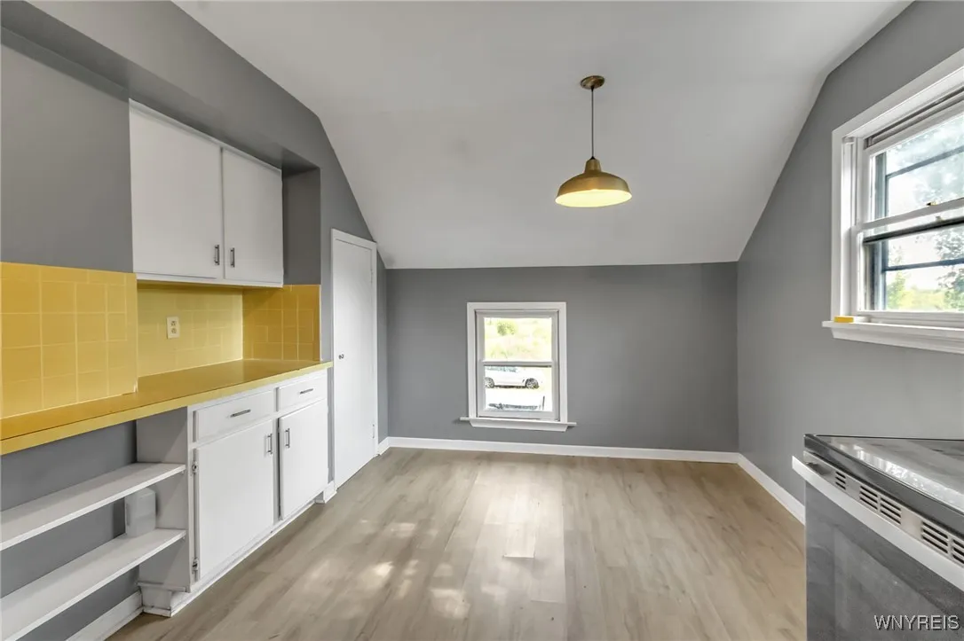 7495 Transit Road, Clarence, New York 14051, Clarence, New York 14051, 4 Bedrooms Bedrooms, ,2 BathroomsBathrooms,Residential,For Sale,7495 Transit Road, Clarence, New York 14051,B1622676