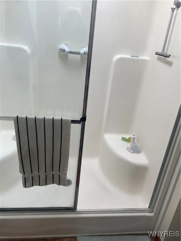 4693 Hampstead Drive, Clarence, New York 14031, Clarence, New York 14031, 2 Bedrooms Bedrooms, 5 Rooms Rooms,2 BathroomsBathrooms,Residential,For Sale,4693 Hampstead Drive, Clarence, New York 14031,B1623048