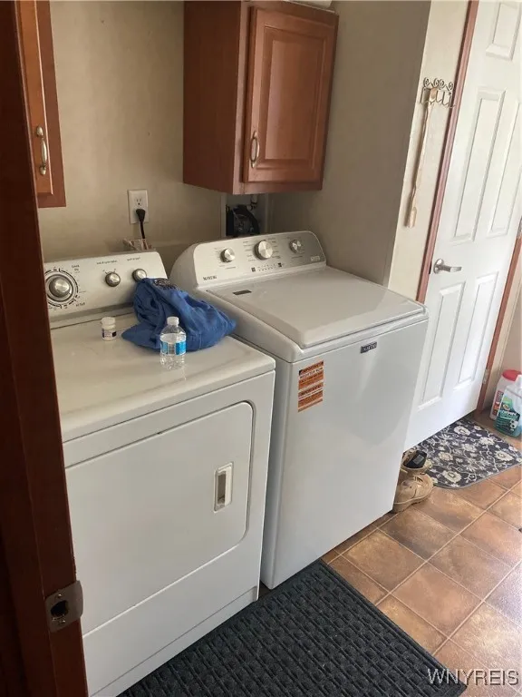4693 Hampstead Drive, Clarence, New York 14031, Clarence, New York 14031, 2 Bedrooms Bedrooms, 5 Rooms Rooms,2 BathroomsBathrooms,Residential,For Sale,4693 Hampstead Drive, Clarence, New York 14031,B1623048