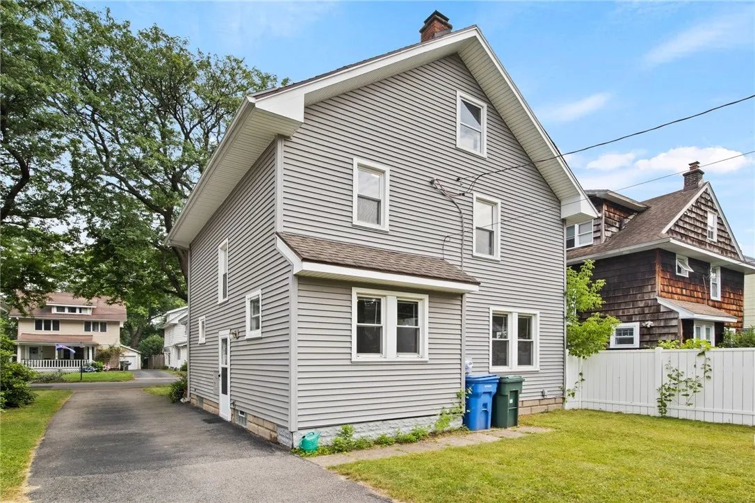 47 Mildorf Street, Rochester, New York 14609, Rochester, New York 14609, 3 Bedrooms Bedrooms, 6 Rooms Rooms,1 BathroomBathrooms,Residential,For Sale,47 Mildorf Street, Rochester, New York 14609,R1623043