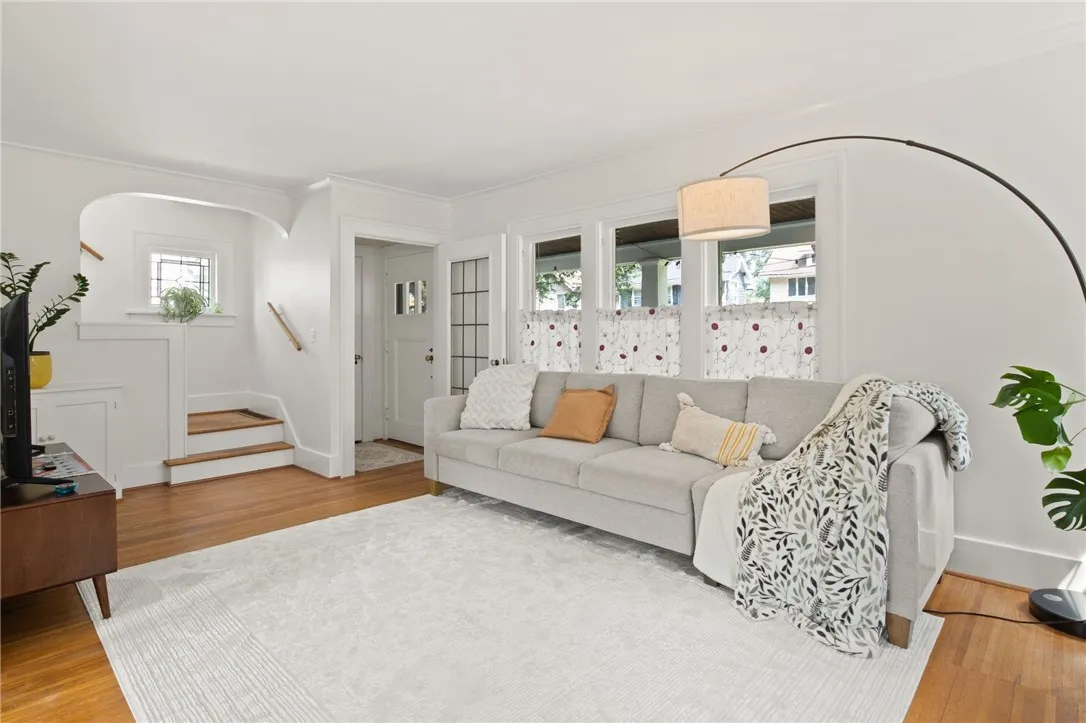 47 Mildorf Street, Rochester, New York 14609, Rochester, New York 14609, 3 Bedrooms Bedrooms, 6 Rooms Rooms,1 BathroomBathrooms,Residential,For Sale,47 Mildorf Street, Rochester, New York 14609,R1623043